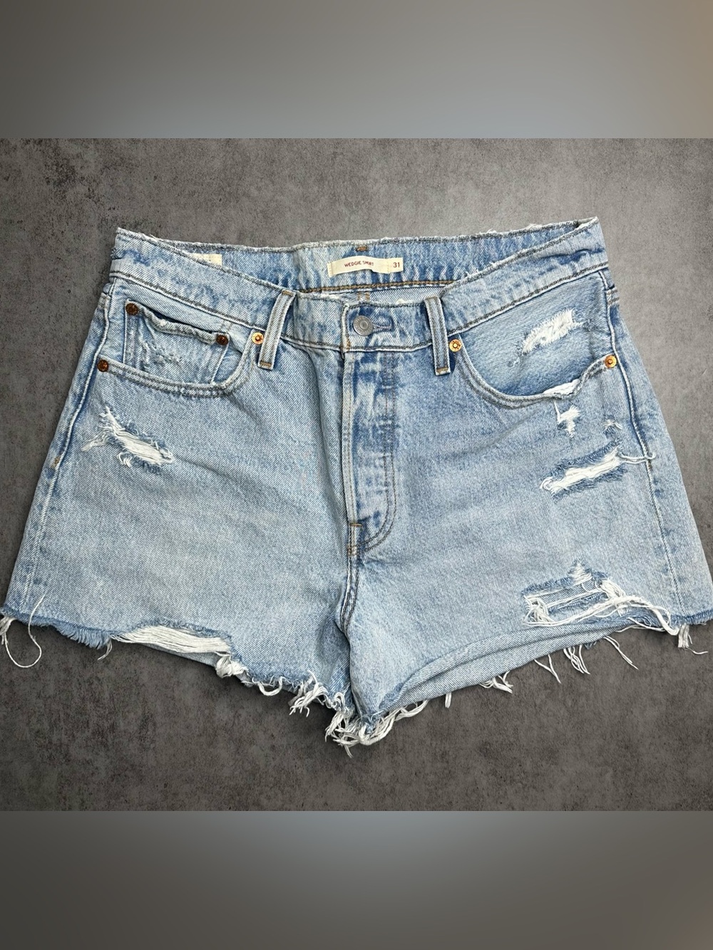 Levi’s Wedgie Shorts Size 31 Light Wash Distressed Raw Hem